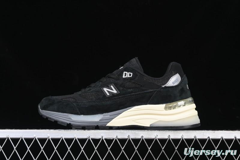 New Balance Made In USA 992 Classic Retro Running Shoes with Superior Cushioning - M992BL