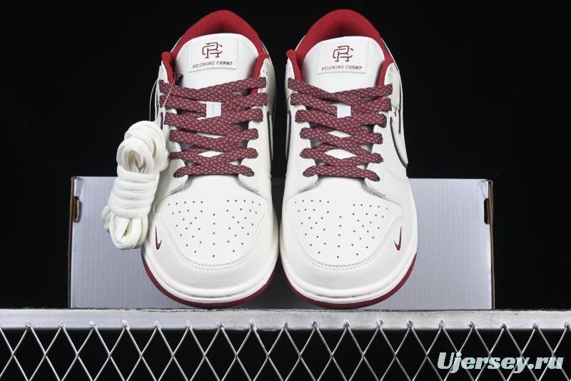 Nike Reigning Champ x SB Dunk Low Casual Skate Shoes with Triple Swoosh Design - RC3085-895