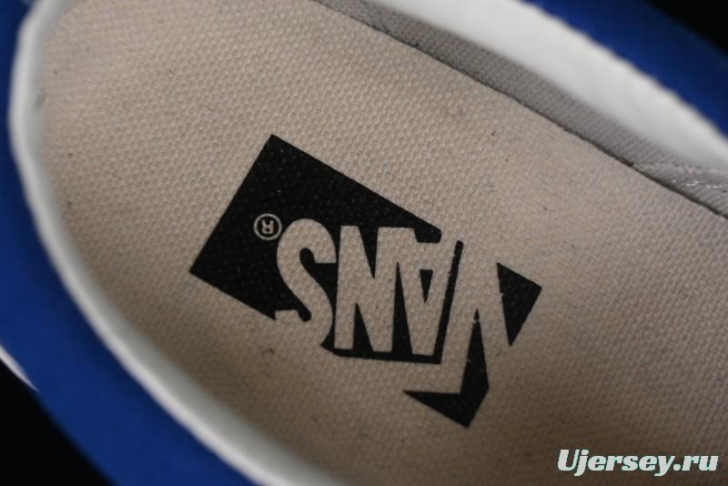 Vans Premium Old Skool 36 Retro Skate Shoes with Full-Grain Leather and Cushioned Insole - VN000CQDDWR