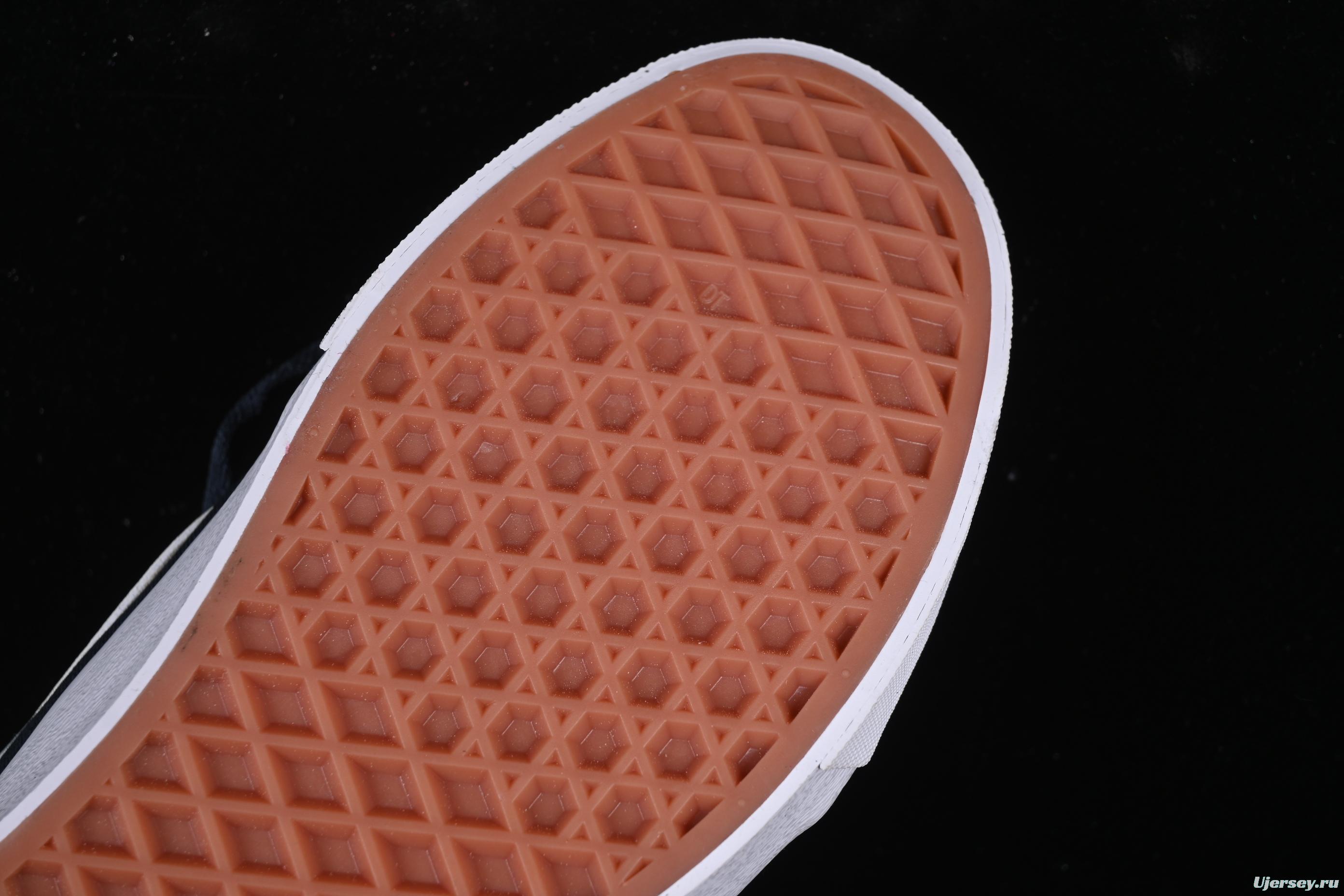 Vans Knu Skool Low-Top Retro Chunky Sneakers - VN000D6CJBL