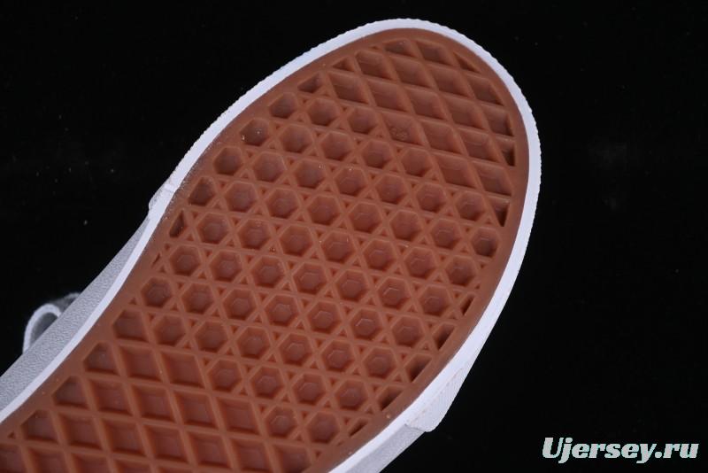 Vans Knu Skool Low-Top Retro Chunky Sneakers - VN000CRPD3Z