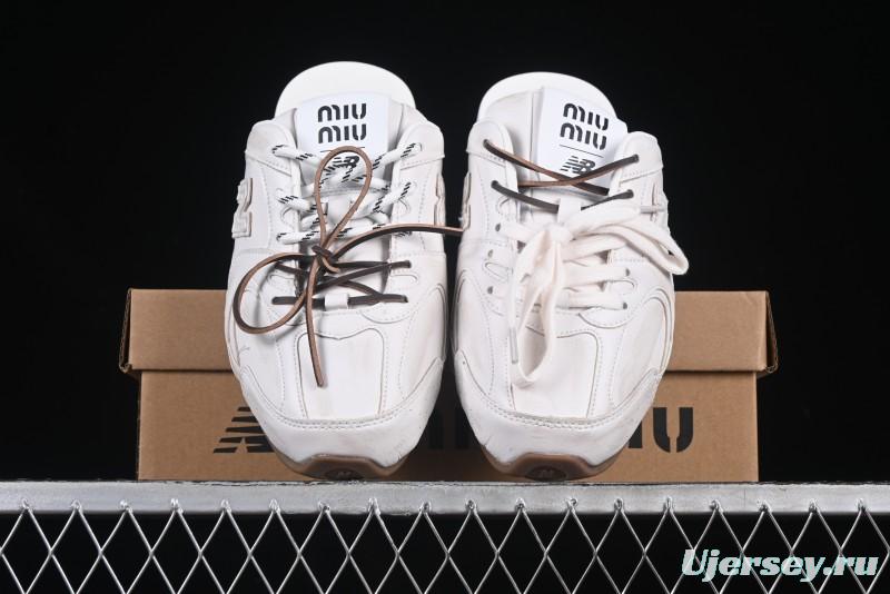 Miu Miu x New Balance 530 Deconstructed Low-Top Retro Sneakers with Dual Lace Design - AJD4