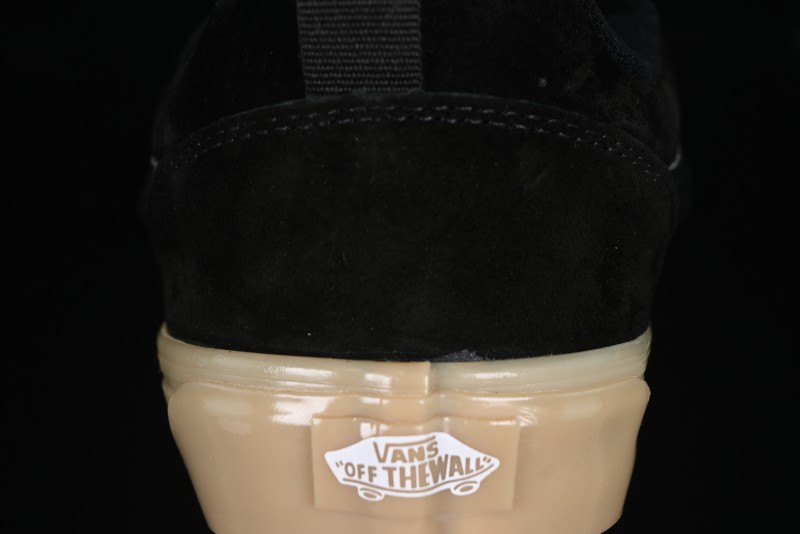 Vans Knu Skool Low-Top Retro Chunky Sneakers - VN000CRPGRN