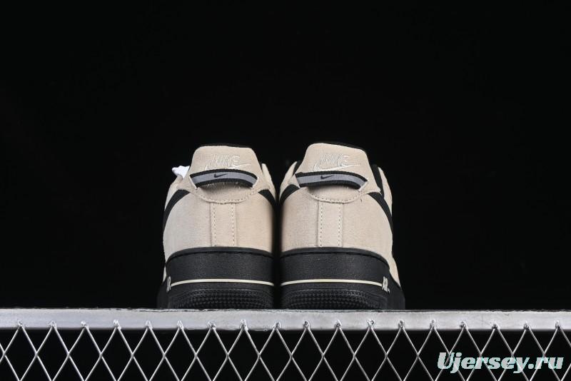 Nike Air Force 1'07 Low Casual Sneakers with Full-Length Air Cushion - HV6526-200
