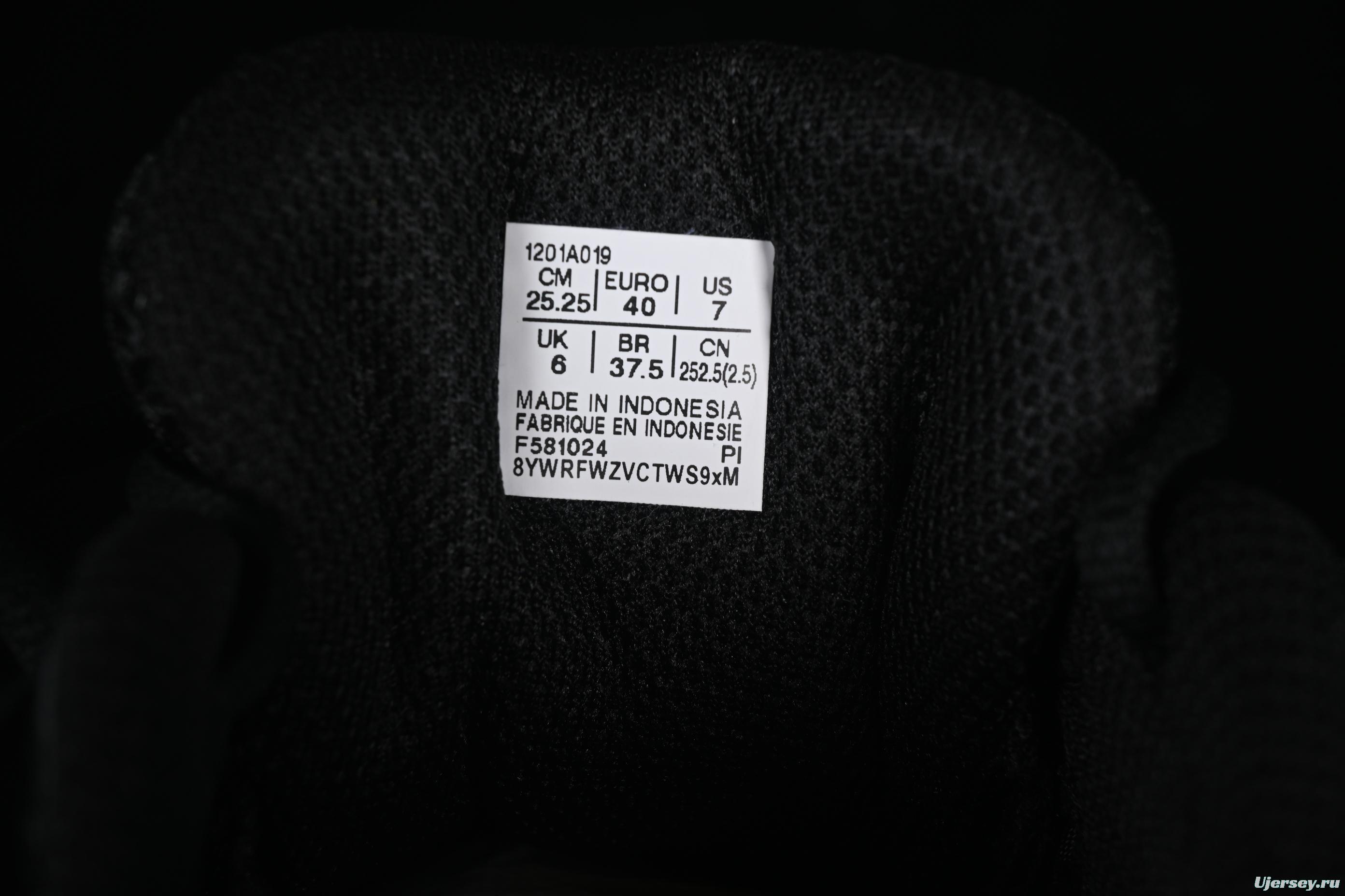 Asics Gel-Kinsei OG Black/White Running Shoes