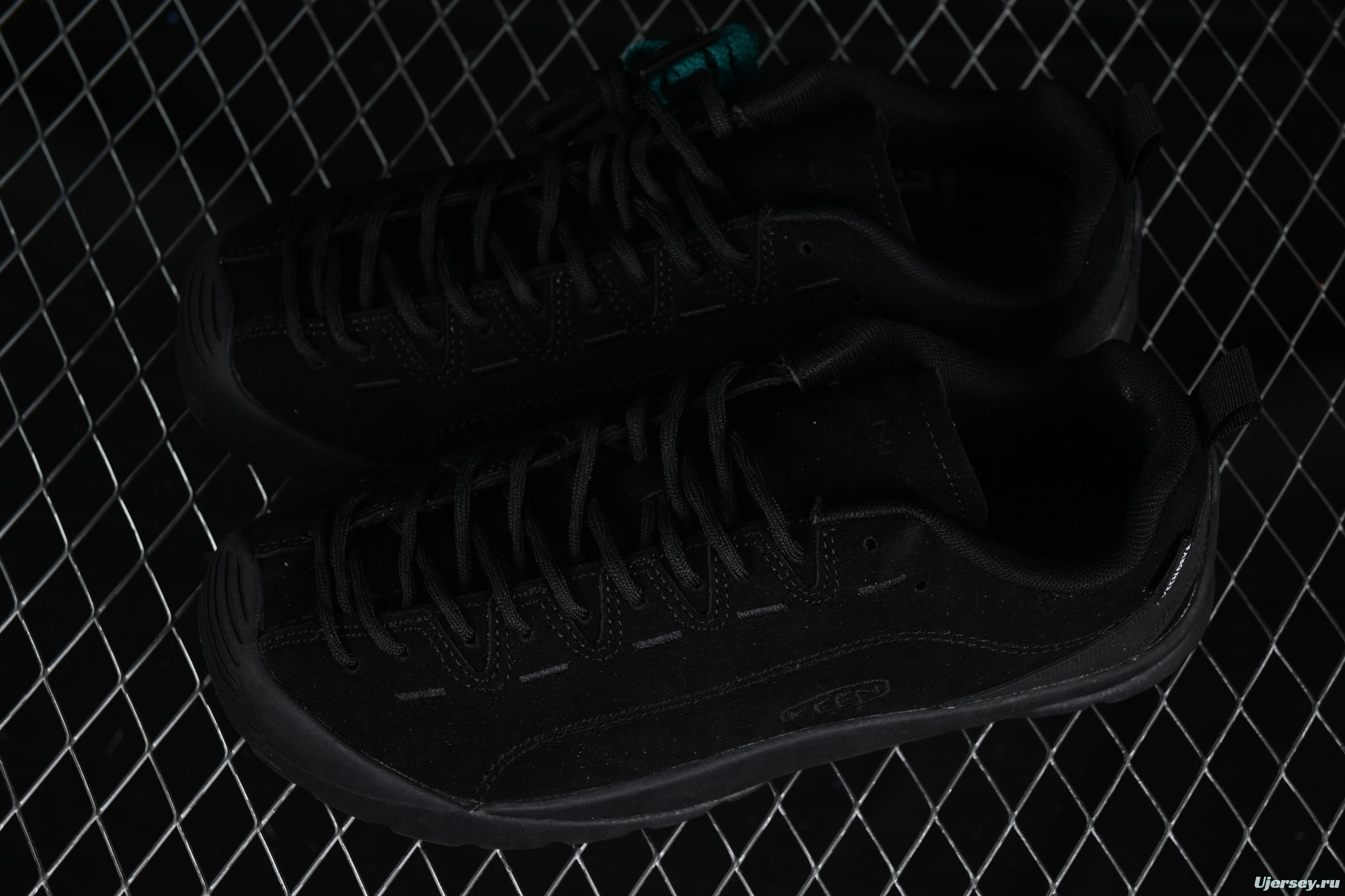 KEEN Men's Jasper II Waterproof Sneaker - All-Black Minimalist Design