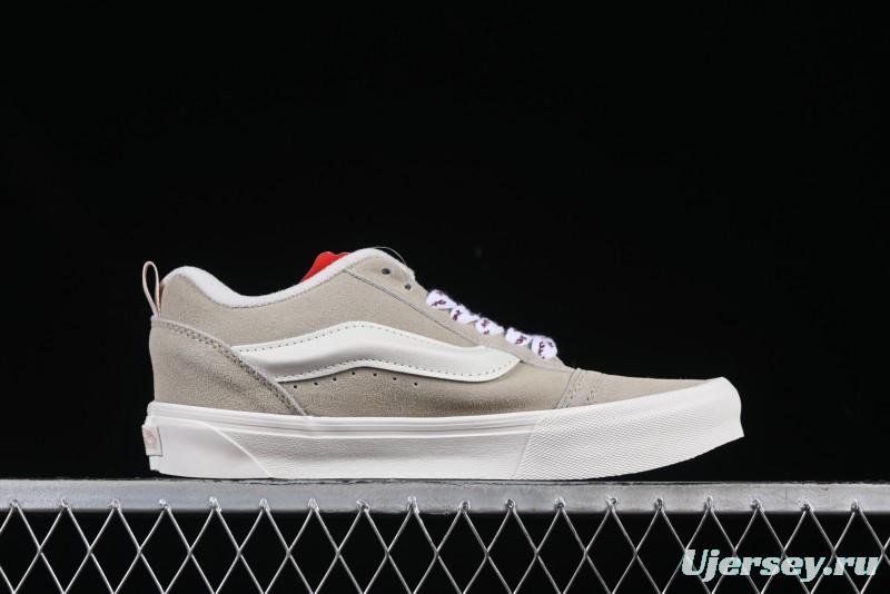 Classic Low-Top Suede Skate Sneakers - Minimalist Gray