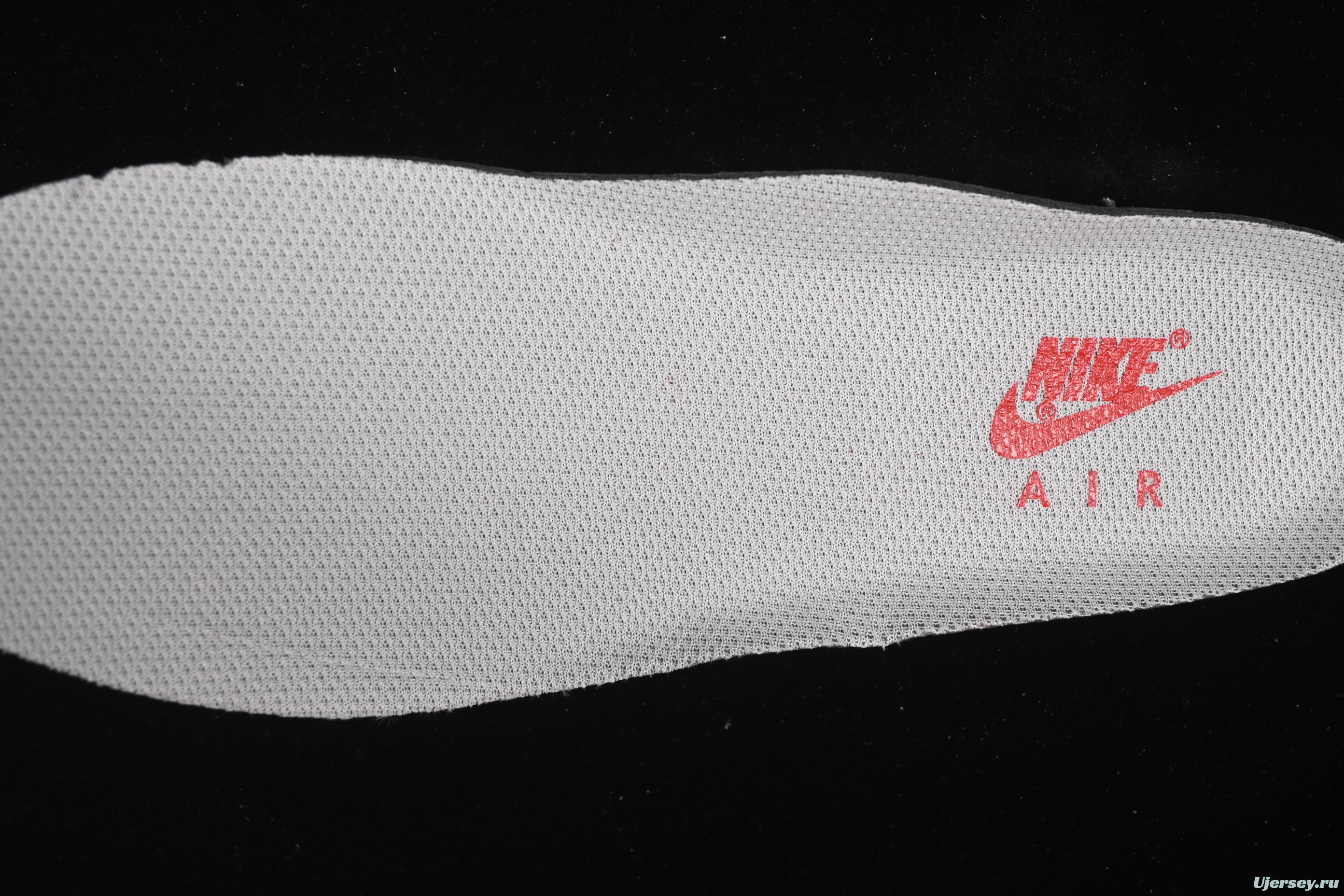 Nike Air Force 1 '07 Low Supreme Collaboration Sneakers with Red Snake Swoosh - DF0188-040