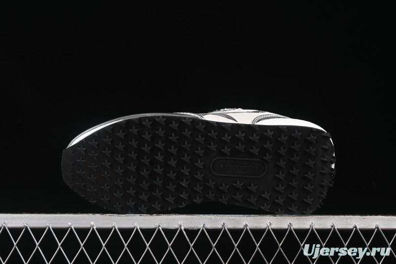 Golden Goose Marathon Comfortable Low-Top Lifestyle Sneakers in White Black Silver - H8D4