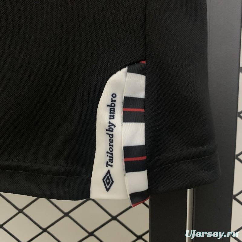 2011 Retro Colo Colo Away