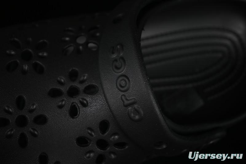 Crocs Classic Clog Two-Way Beach Sandals with Ventilation Holes - B.D4