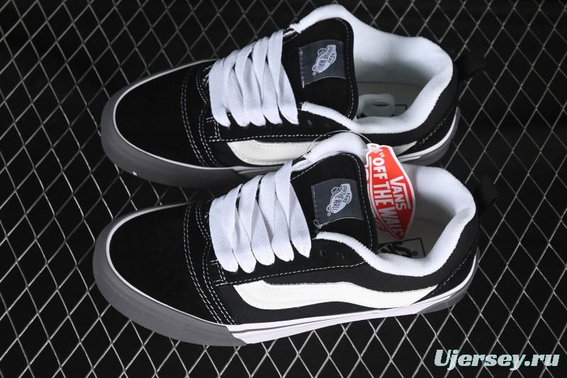 Vans Knu Skool Low-Top Retro Chunky Sneakers - VN0009QCCJJ