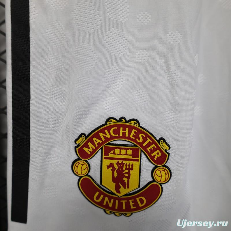 Player Version 25/26 Manchester United Home Shorts