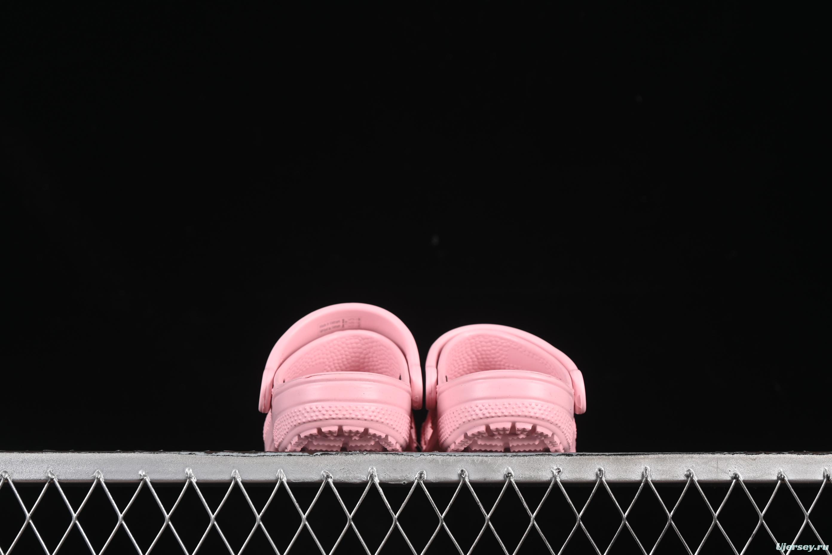 Crocs Classic Clog Kids Lightweight Slip-Resistant Comfortable Sandals - Classic