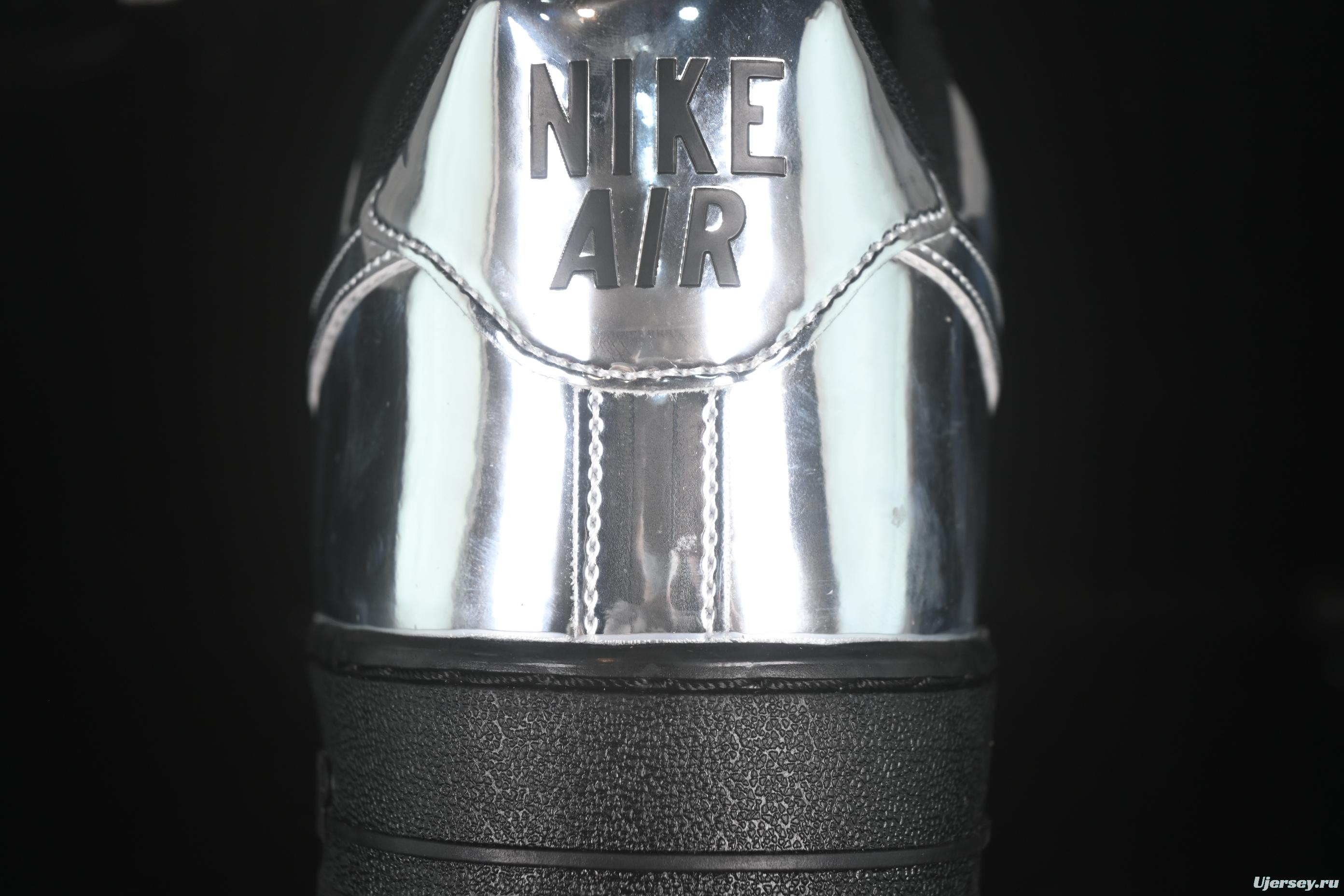 Nike Air Force 1'07 Low Casual Sneakers with Full-Length Air Cushion - HF2885-001