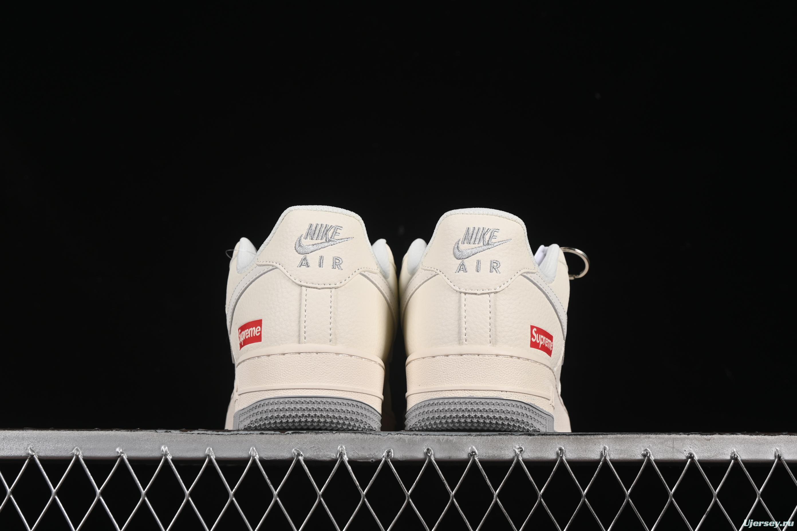 Nike Air Force 1 '07 Low Supreme Collaboration Two-Tone Red Grey Casual Sneakers - XX3168-157