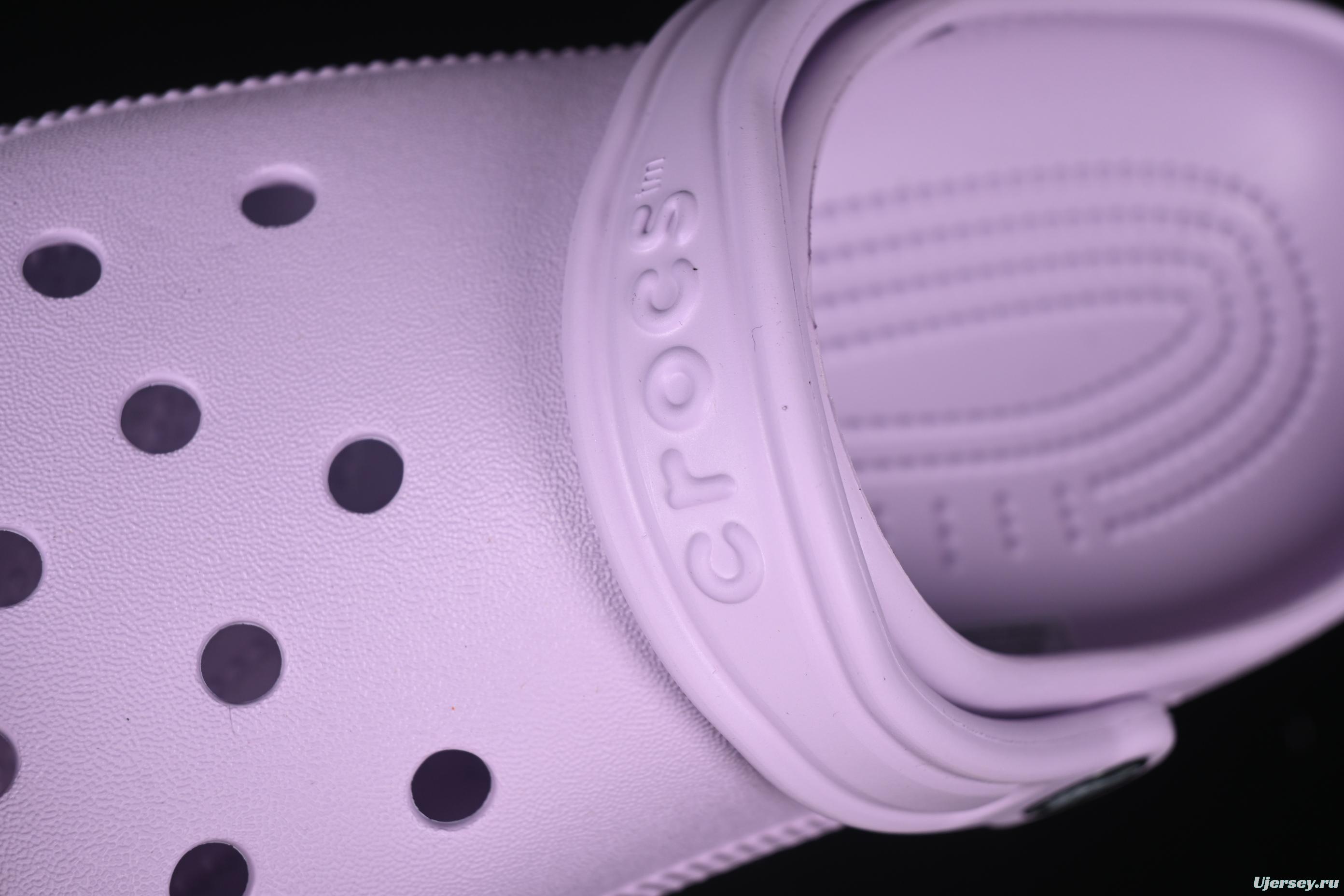 Crocs Classic Clog Summer Two-Way Beach Sandals with Ventilation Holes - B.D4