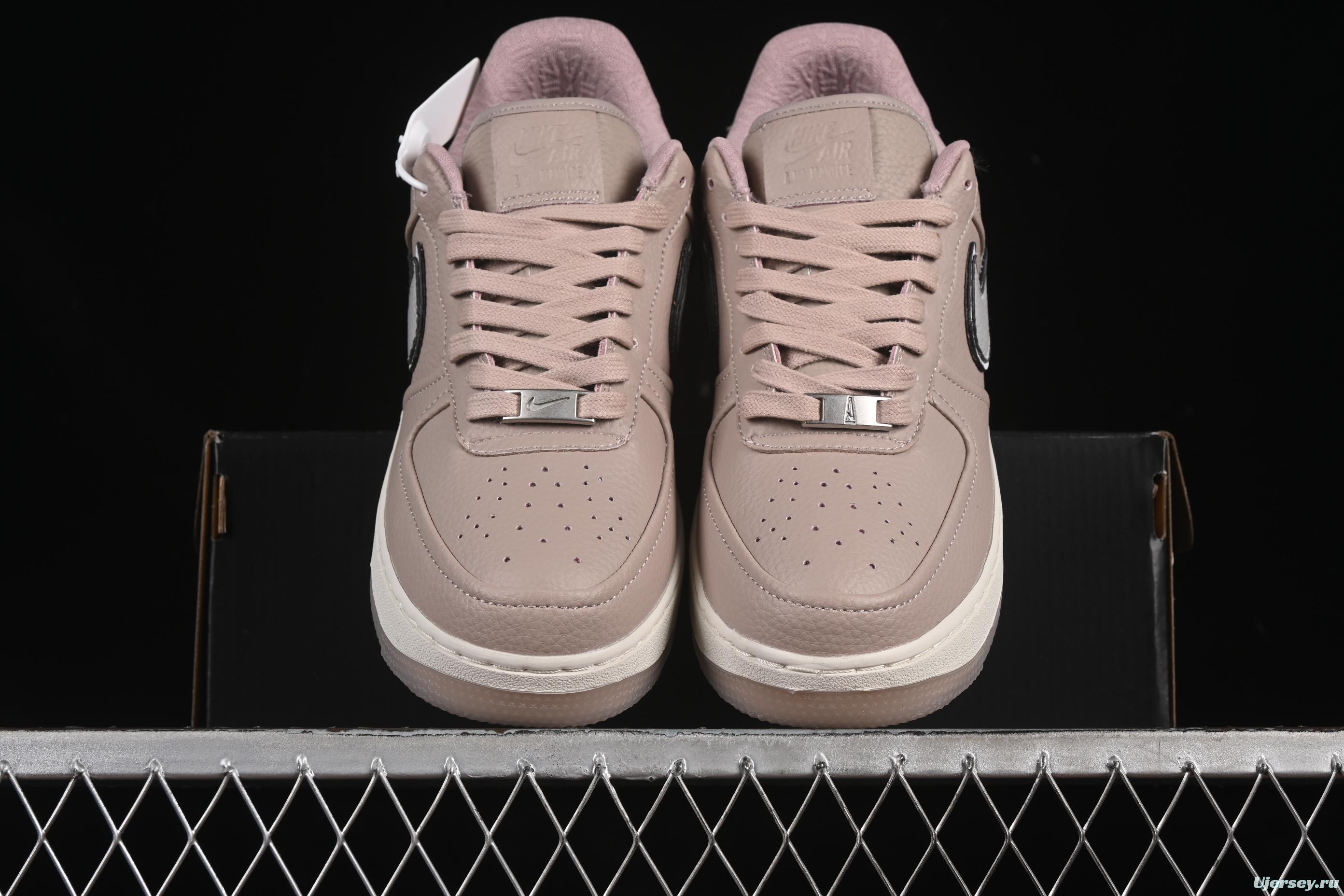 Nike A Ma Maniére x Air Force 1'07 Low Casual Sneakers with Premium Leather and Signature Lining - HF4084-200