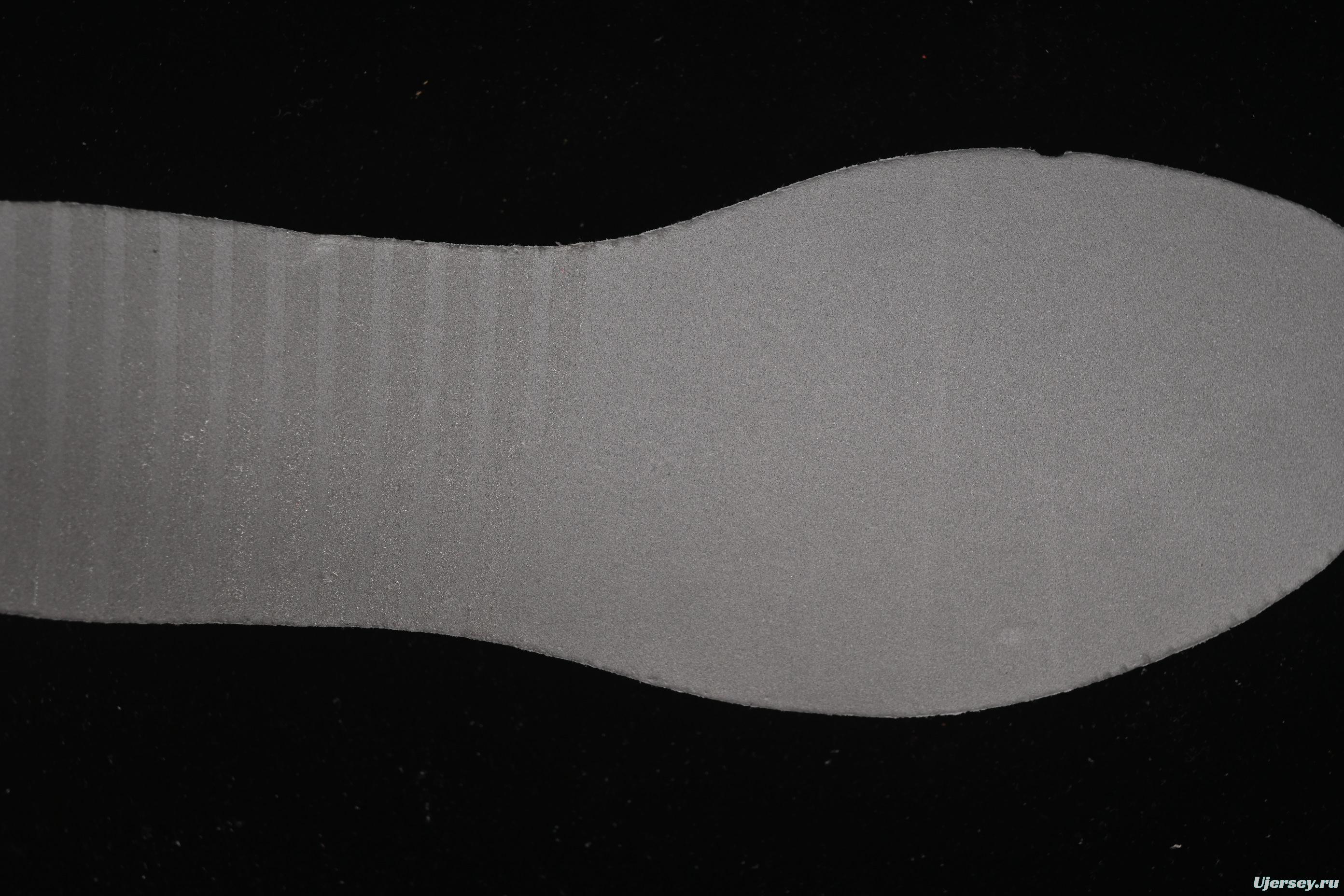 Nike V5 RNR Millennium Classic Retro Running Shoes with Foam Midsole - IF2330-600