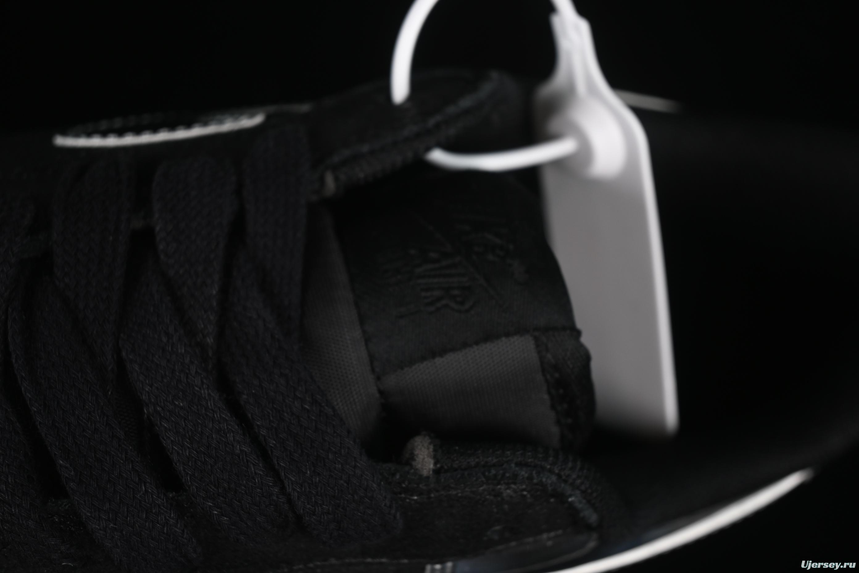 Nike Air Force 1'07 Low Casual Sneakers with Full-Length Air Cushion - HF2885-001