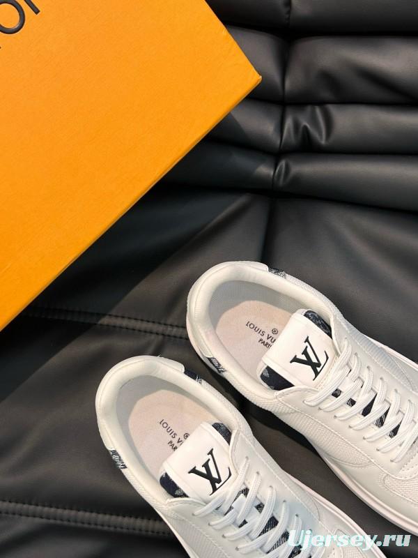 2024 Men Louis Vuitton White Leather Sneakers MJ00400