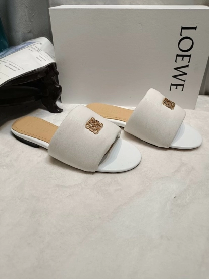 2025 Women Loewe White Leather Slippers LY00260