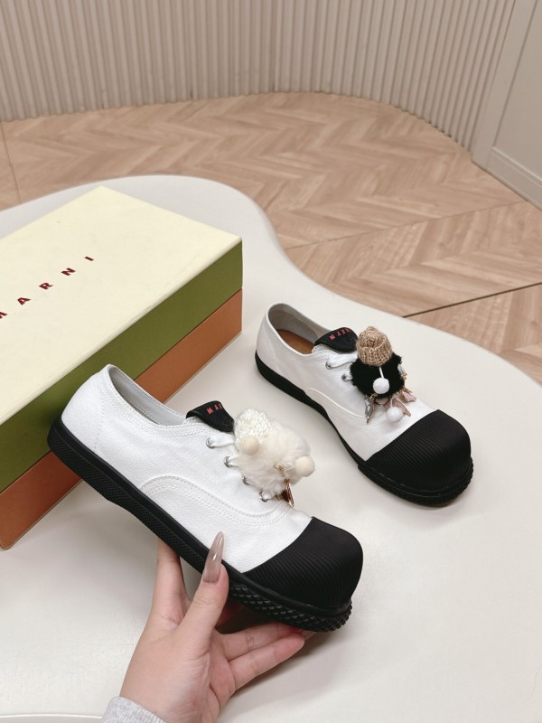 2025 Women Marni White Black Leather Casual Sneakers LY00250F