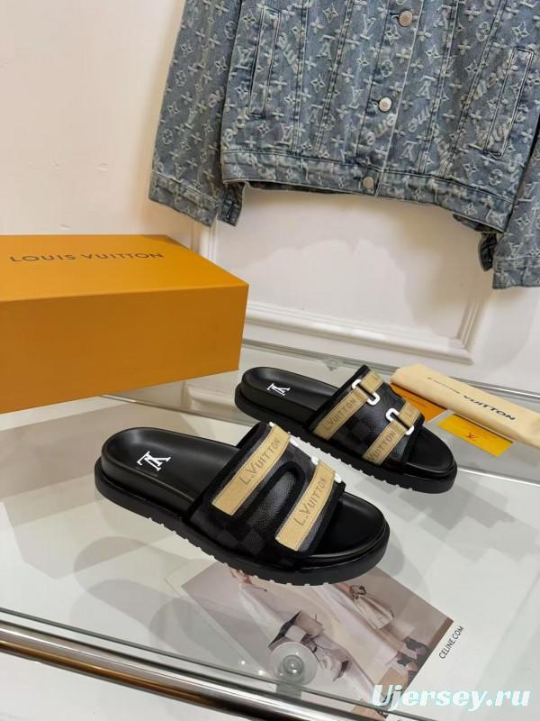 2025 Slippers Louis Vuitton Black Beige Canvas Slippers LYT001