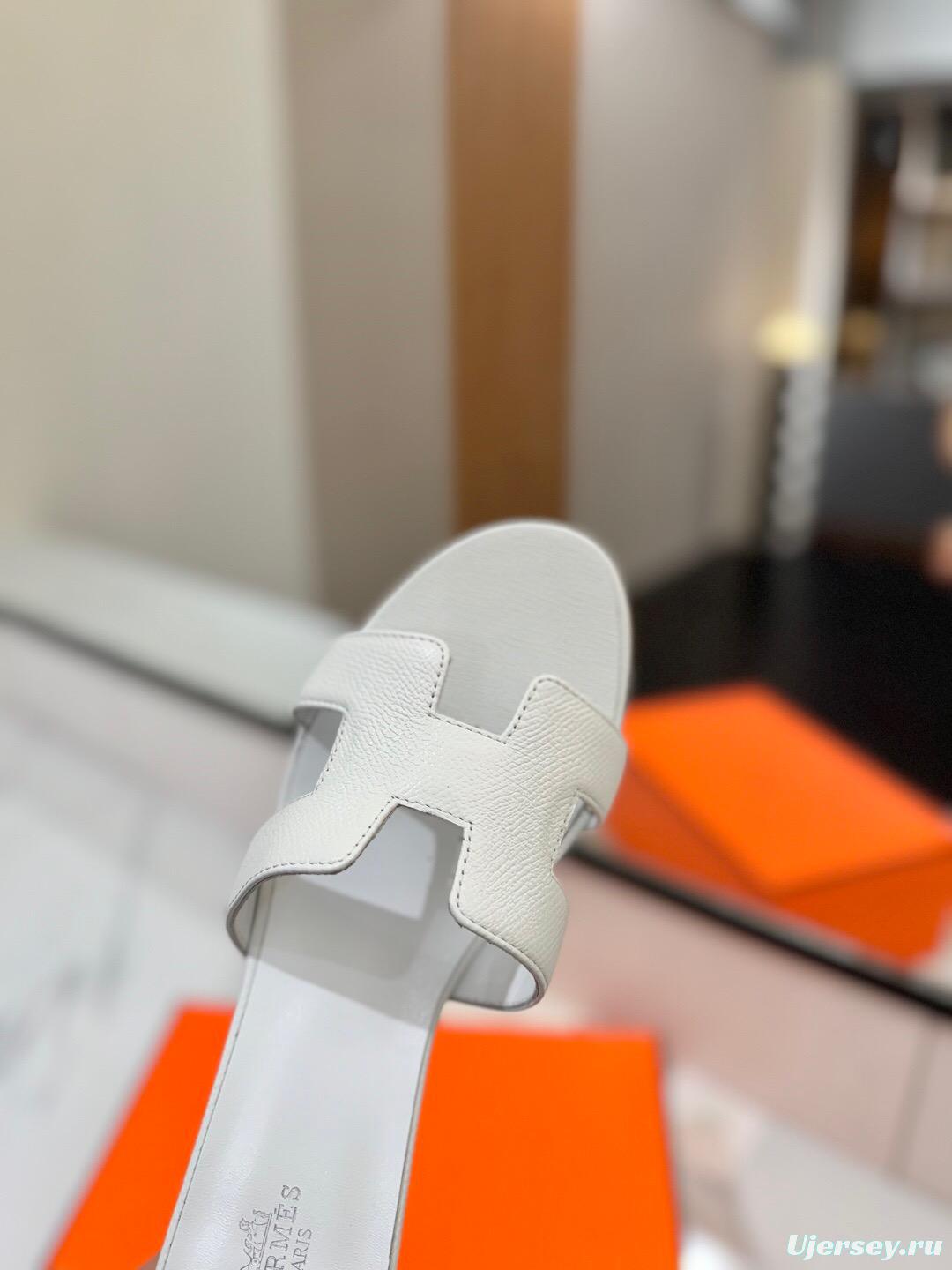 2025 Women Hermès White Leather Sandals