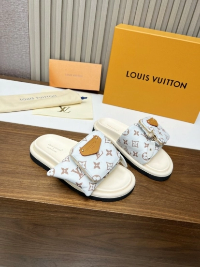 2025 Women Louis Vuitton White Brown Canvas Slippers KFY00230
