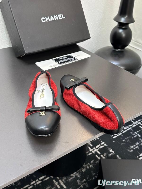 2025 Women CHANEL Red And Black Lambskin Ballet Flats Classic Bow Detail CC Logo LY00360(F)