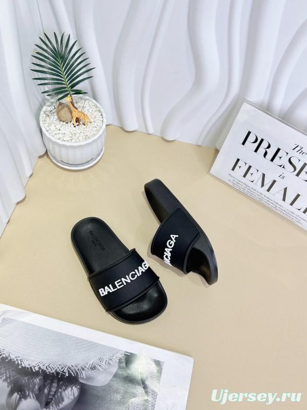 2025 Kids BALENCIAGA Black Leather Slippers