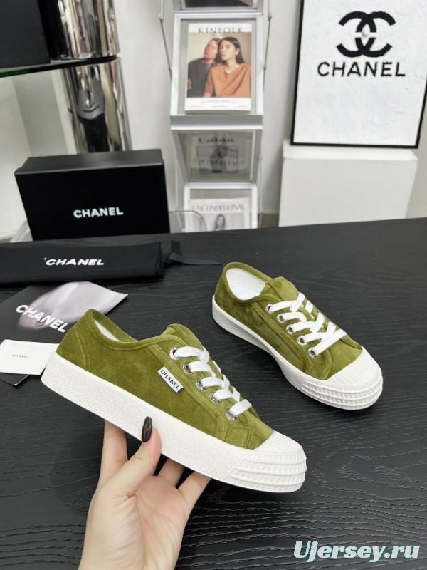 2025 Women Chanel Green Suede Casual Sneakers LY00230