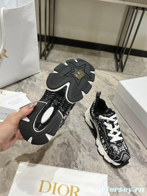 2025 Women Dior Black White Textile Casual Sneakers KFY00370