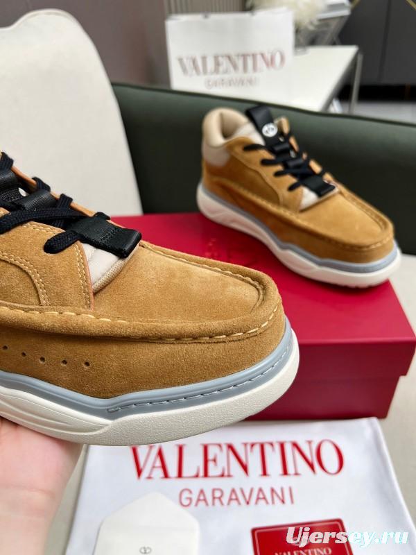 2025 Unisex Valentino Brown Beige Leather Suede Sneakers LY00390