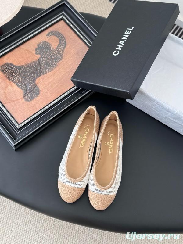 2025 Women Chanel White Beige Leather Mesh Ballet Flats LY00280