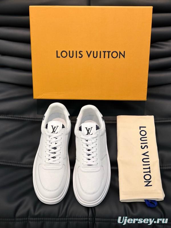 2024 Men Louis Vuitton White Leather Sneakers MJ00400