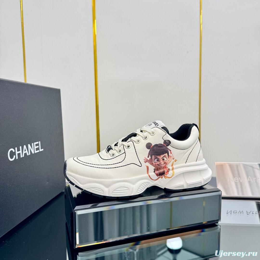 2025 Women Chanel White Leather Sneakers Graphic LY00360