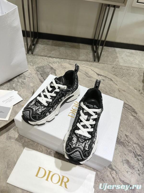 2025 Women Dior Black White Textile Casual Sneakers KFY00370