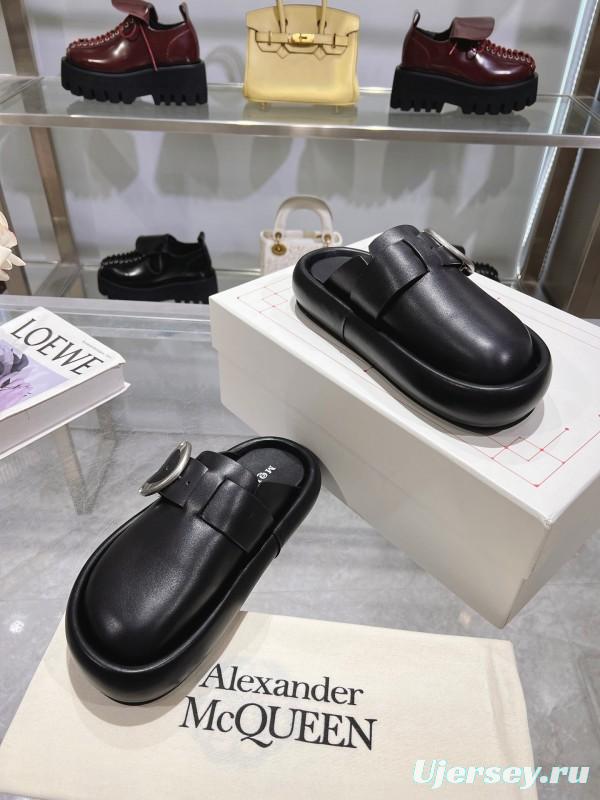 2025 Unisex Alexander McQueen Black Leather Mule Shoes Flexion Anatomical Sole KFY00300