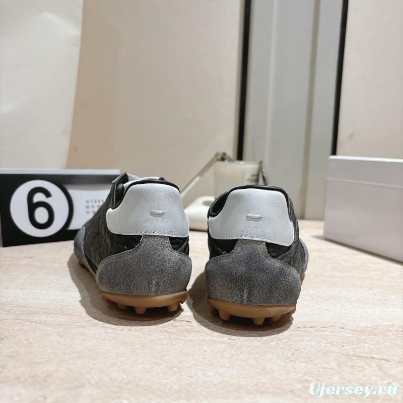 2025 Unisex Maison Margiela Black Grey Nylon Suede Sneakers Distressed LY00360