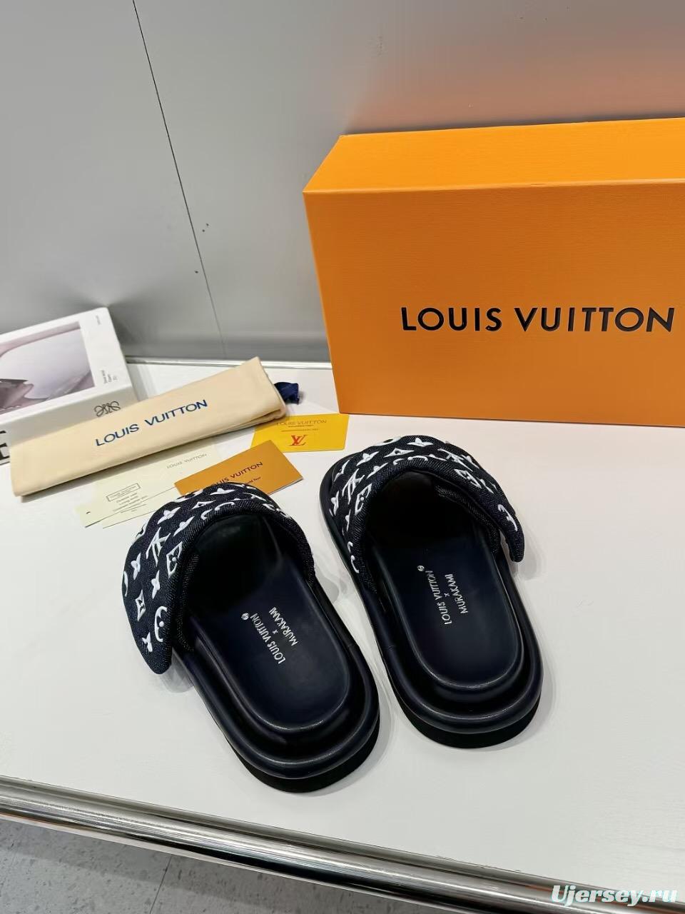 2025 Slippers Louis Vuitton Black White Fabric Pool Pillow Comfort KFY00230