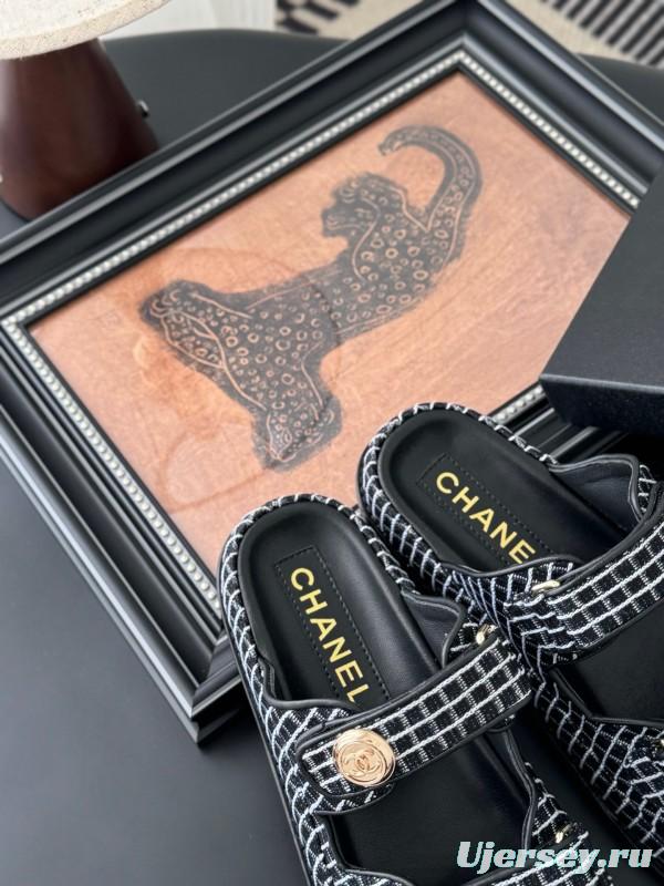 2025 Women Chanel Black White Leather Sandals LY00310