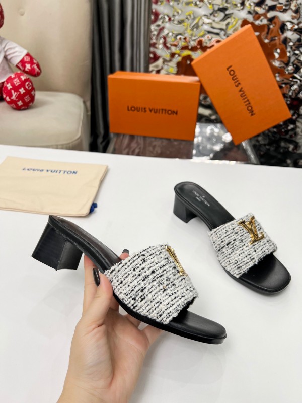 2025 Women Louis Vuitton Black White Tweed Heels LY00220