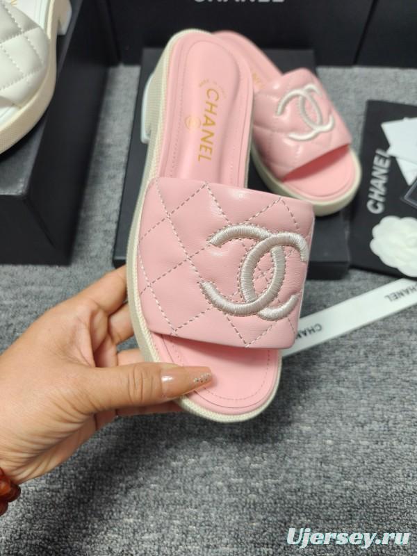 2025 Women Chanel Pink Leather Slippers