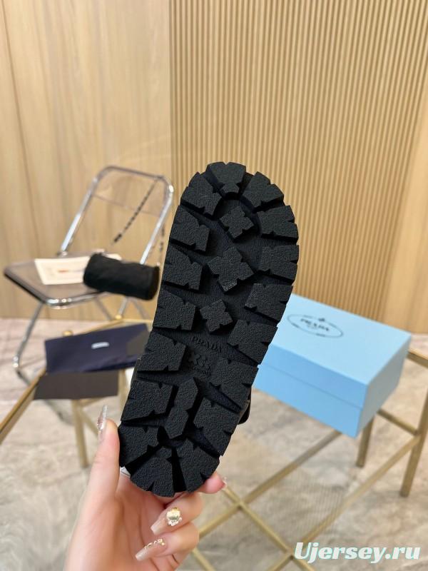 2025 Women Prada Black Leather Sandals LY00280