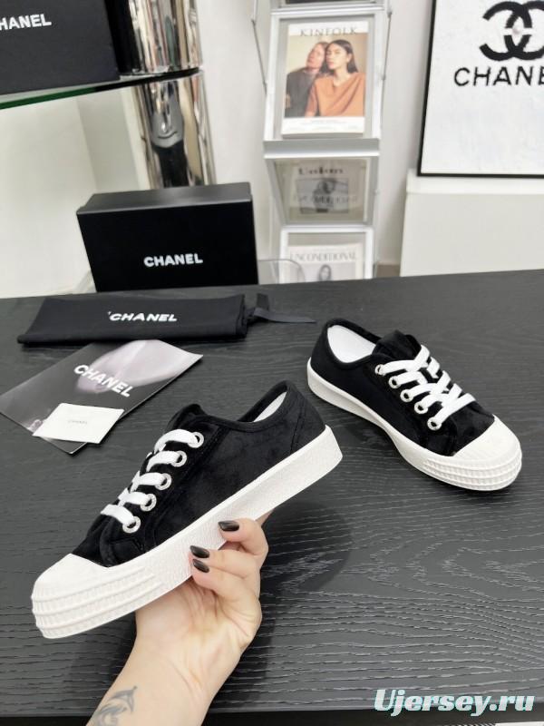 2025 Women Chanel Black Canvas Sneakers LY00230