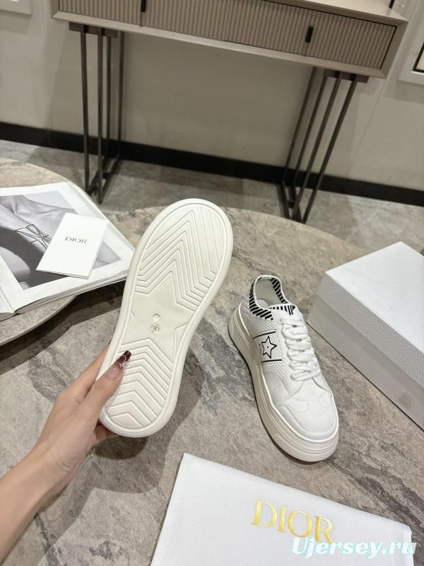 2025 Women Dior White Leather Sneakers Star Detailing KFY00330