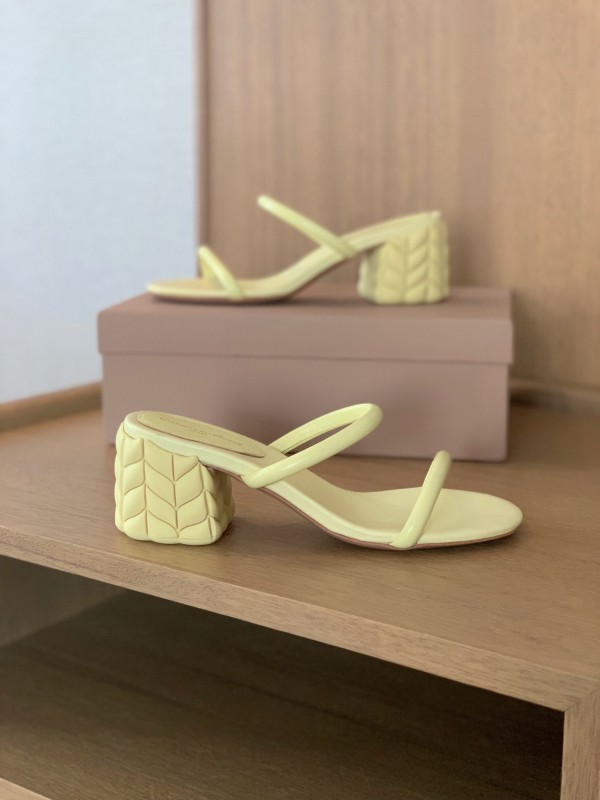 2025 Women Gianvito Rossi Yellow Leather Sandals