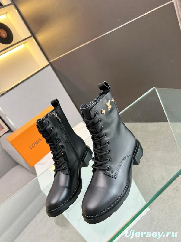 2024 Women Louis Vuitton Black Leather Ankle Boots MJ00320